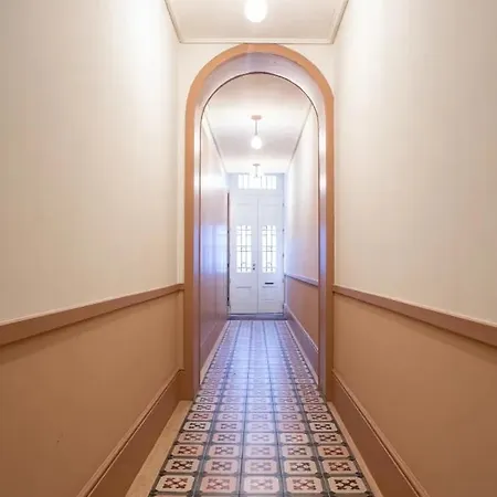 Almada Design Loft *