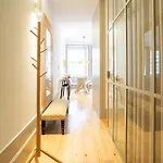 Almada Design Loft *