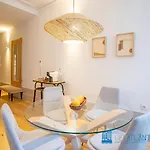 Almada Design Loft *