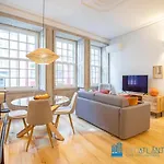 아파트 Almada Design Loft *