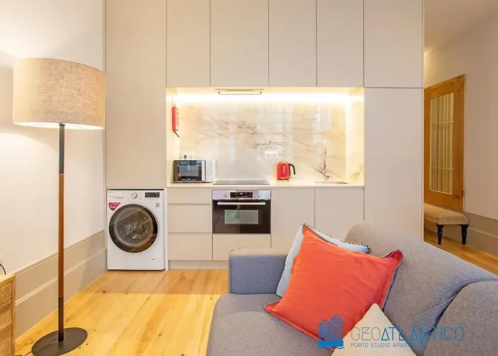 Almada Design Loft *