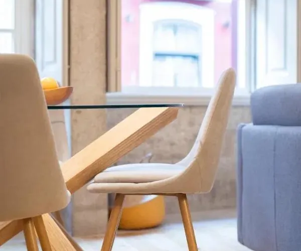 Almada Design Loft *