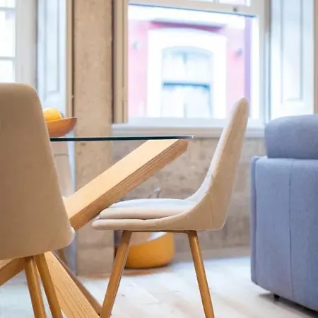 Almada Design Loft *